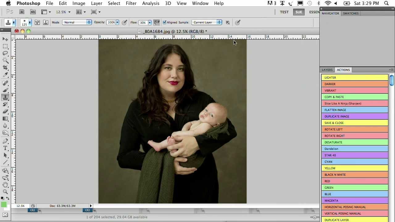 How to Slim and Contour Bodies in Photoshop Using the Warp Tool (Without Making It Obvious)