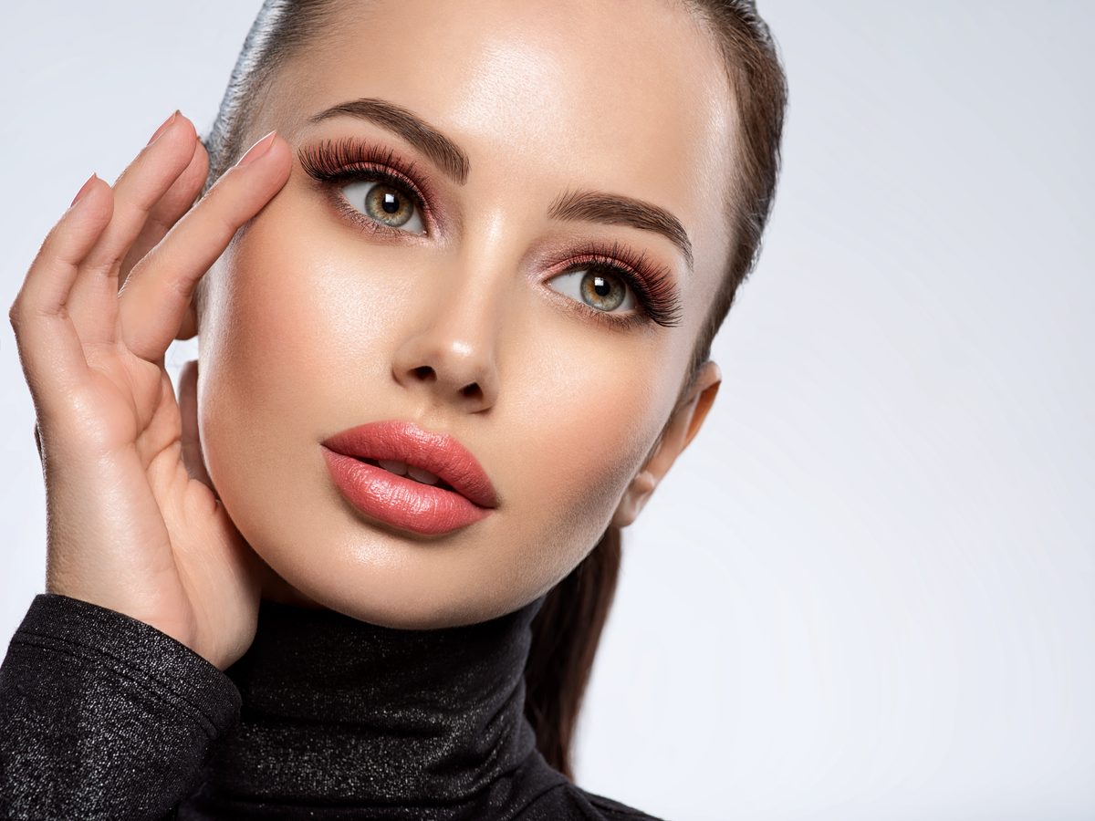 Master Eye Enhancement: A Step-by-Step Guide to Captivating Portrait Eyes