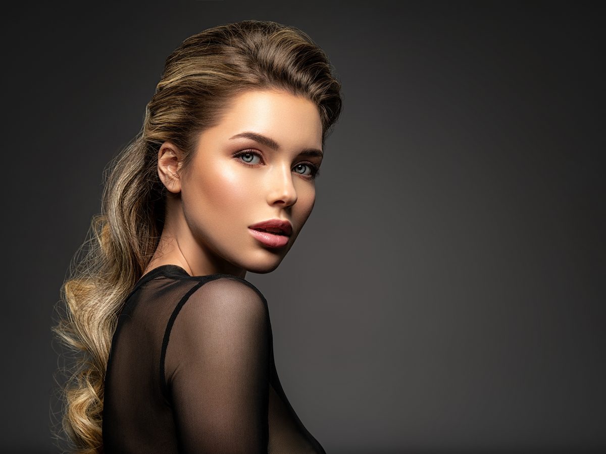 Mastering Dodge and Burn: Sculpting Light and Shadow in Portrait Retouching