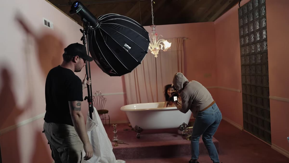 Comparing the Aperture Light Dome and umbrella reflector setups side by side