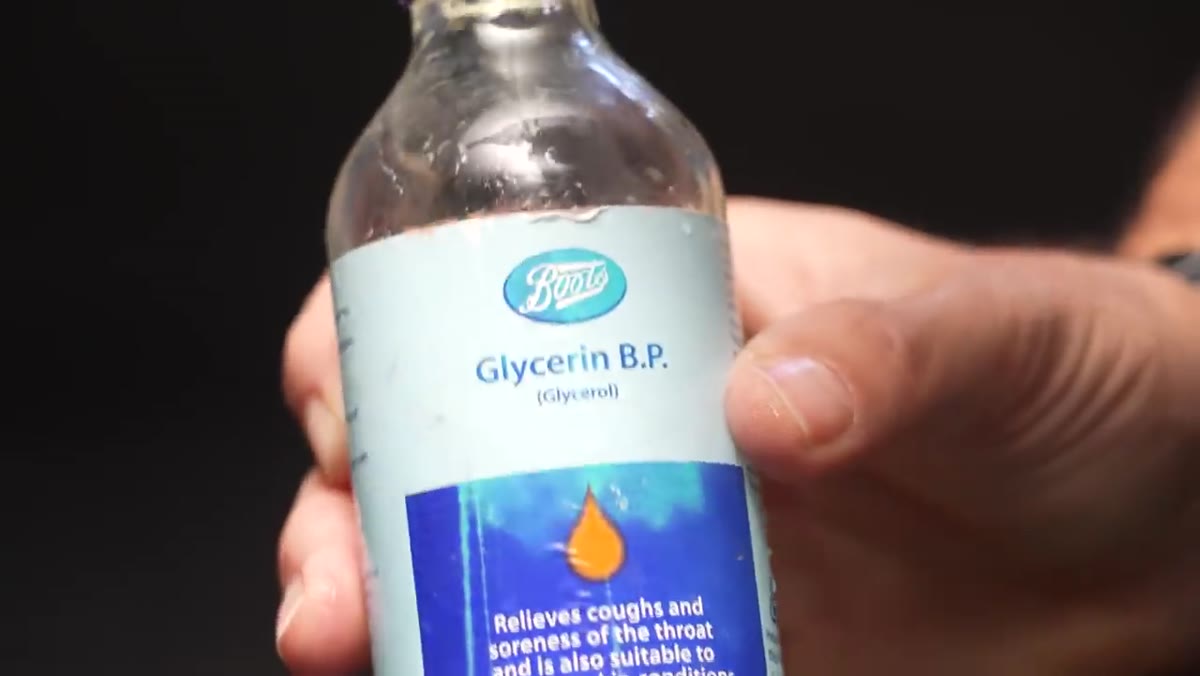 Glycerine being applied to leaf surface to create water droplets