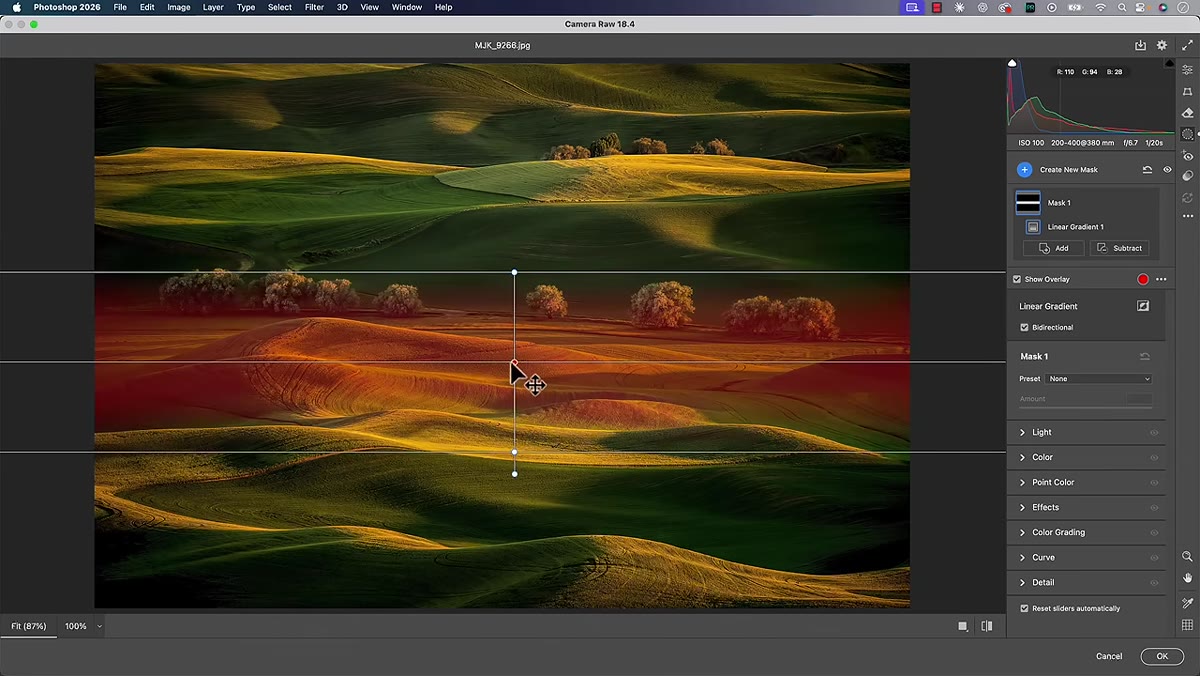 Exposure and highlights being adjusted on the center band of gradient